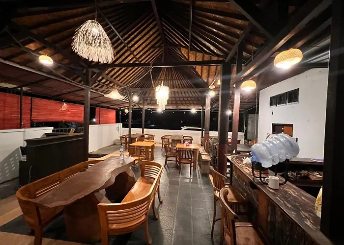 Little White Pavilion小白楼 ホテル 4*
